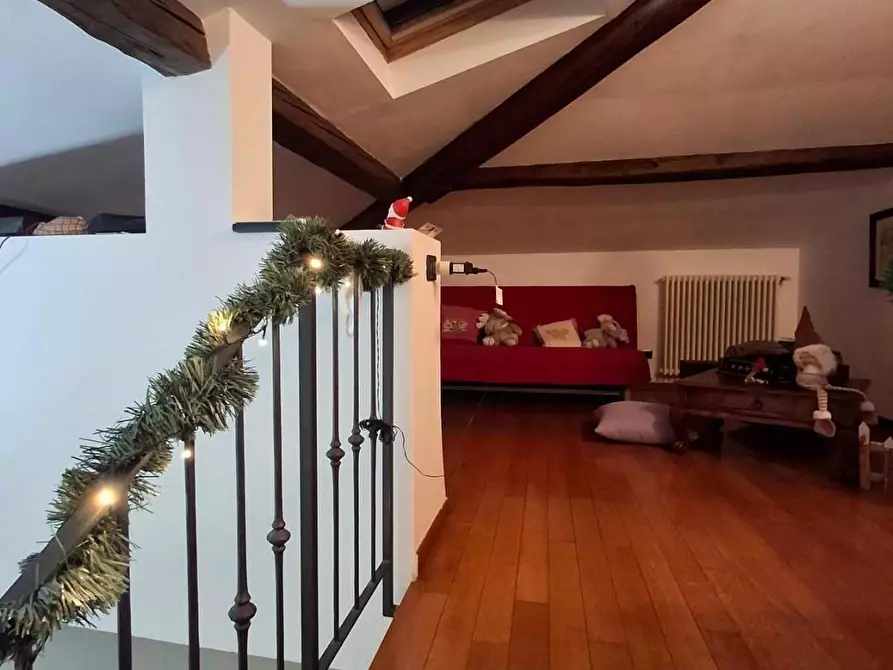 Immagine 25 di Appartamento in vendita  a Capraia E Limite