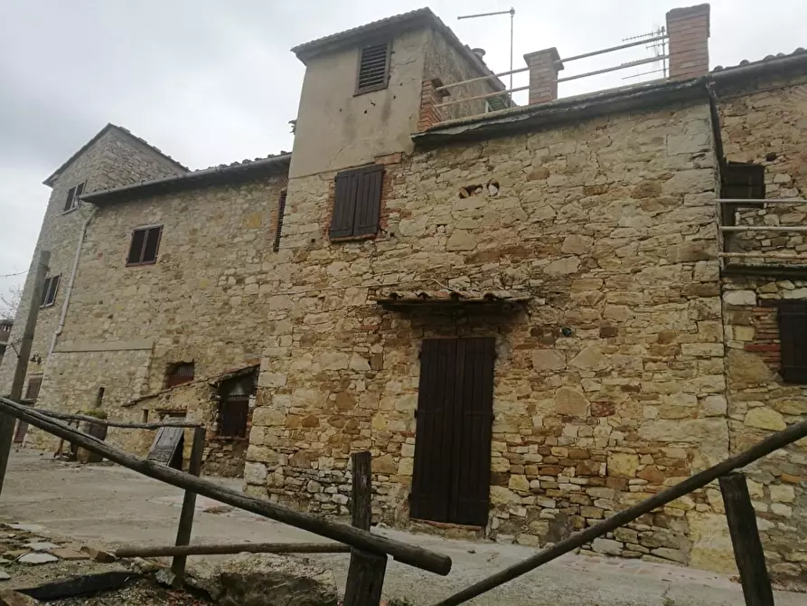 Immagine 8 di Casa semindipendente in vendita  a Castellina In Chianti