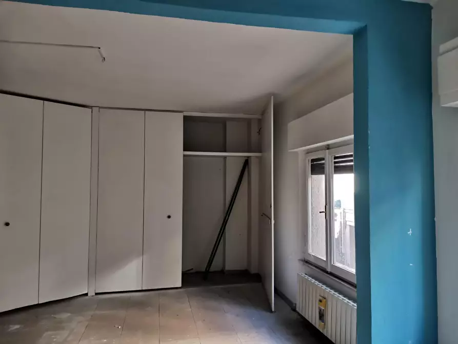 Immagine 17 di Laboratorio in vendita  a Poggibonsi