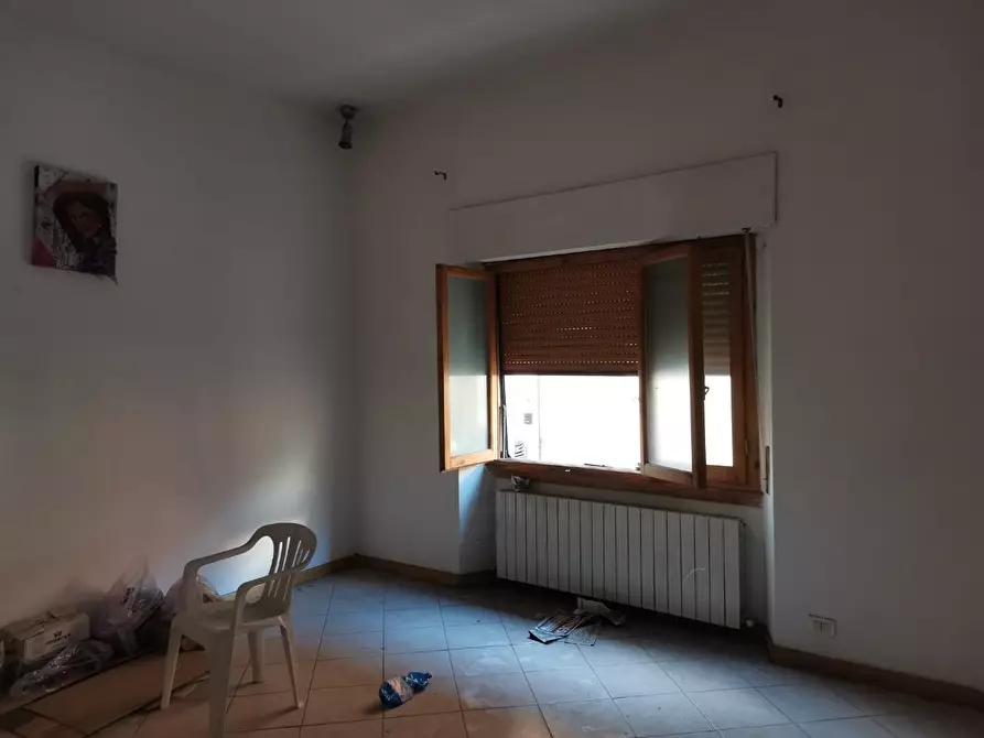 Immagine 6 di Palazzo in vendita  a Poggibonsi