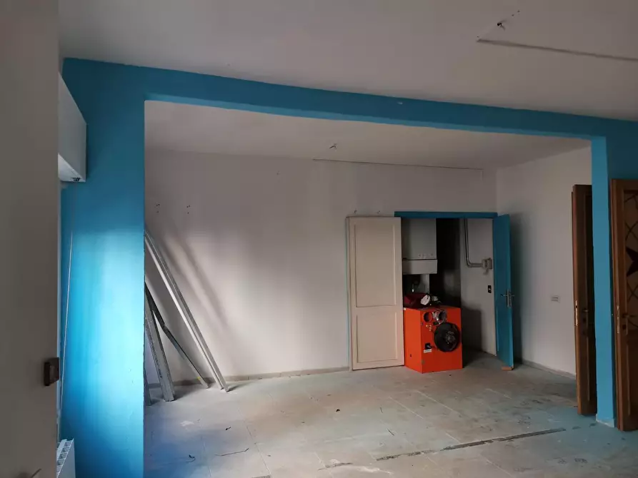 Immagine 21 di Palazzo in vendita  a Poggibonsi