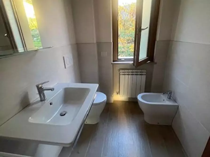 Immagine 6 di Casa trifamiliare in vendita  a Fosdinovo