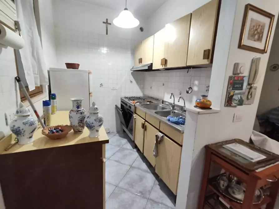 Immagine 5 di Villa in vendita  a Forte Dei Marmi