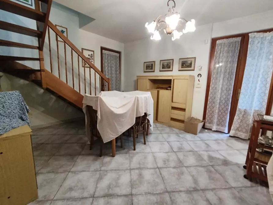 Immagine 3 di Villa in vendita  a Forte Dei Marmi