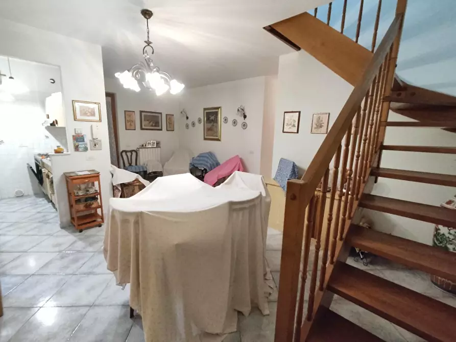 Immagine 2 di Villa in vendita  a Forte Dei Marmi