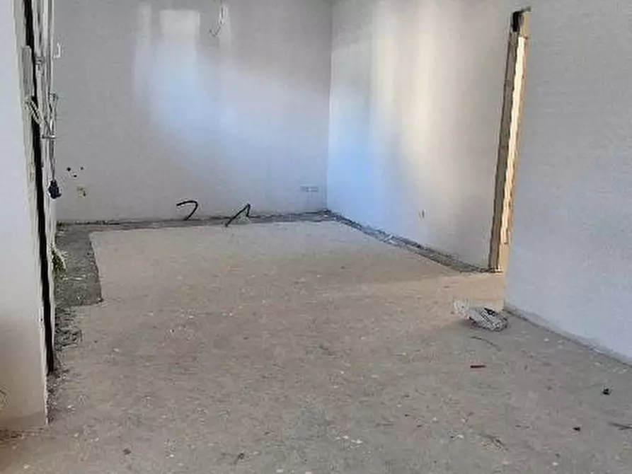 Immagine 4 di Appartamento in vendita  a Cascina