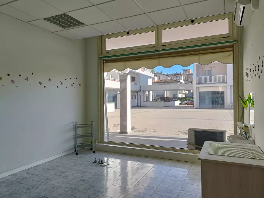 Immagine 5 di Ufficio in vendita  a Empoli