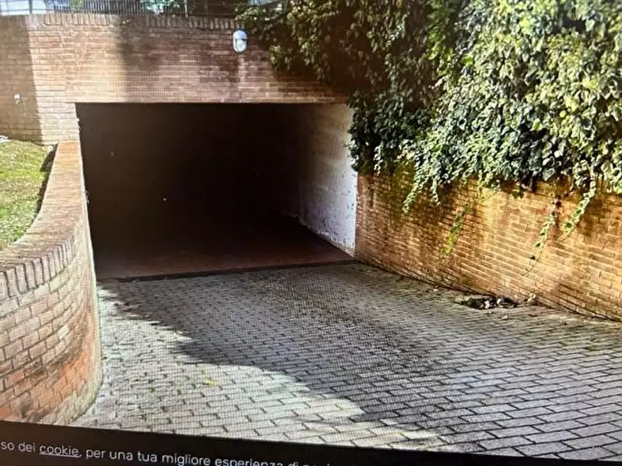 Immagine 8 di Appartamento in vendita  a Siena