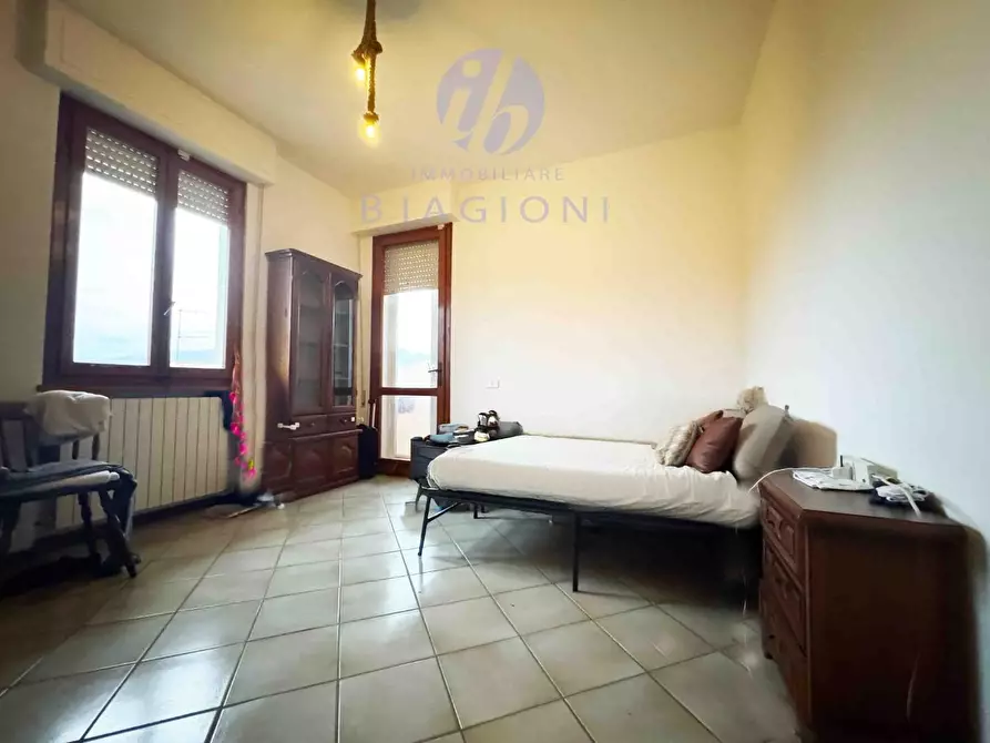 Immagine 12 di Appartamento in vendita  a Pietrasanta