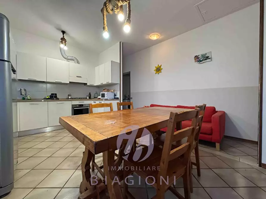 Immagine 7 di Appartamento in vendita  a Pietrasanta