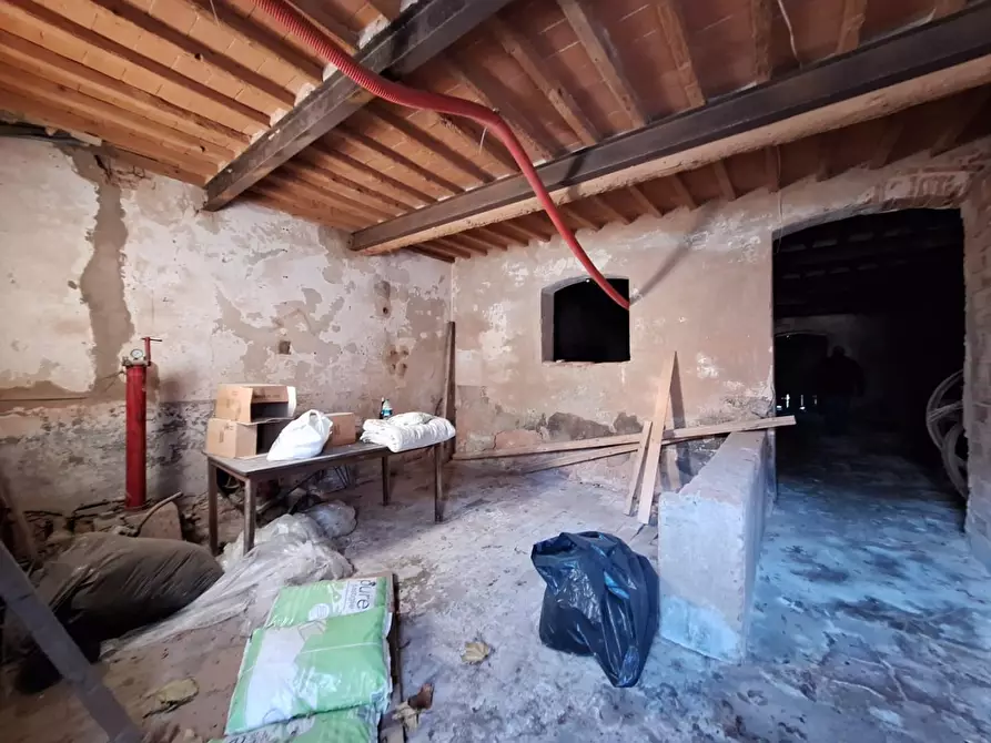 Immagine 24 di Rustico / casale in vendita  a Cascina