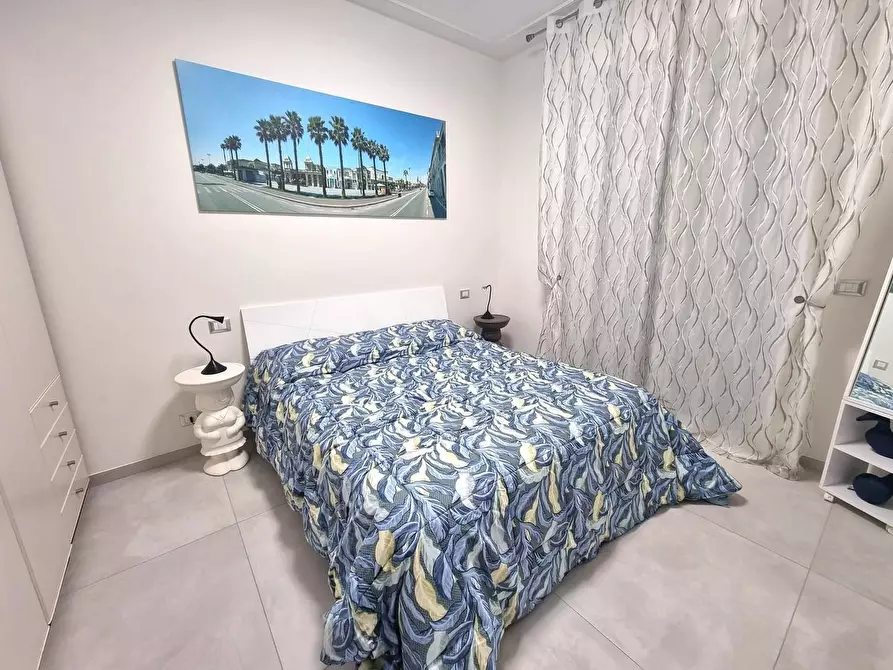 Immagine 21 di Appartamento in affitto  a Viareggio