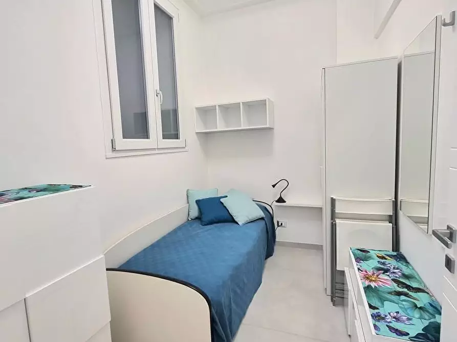 Immagine 23 di Appartamento in affitto  a Viareggio