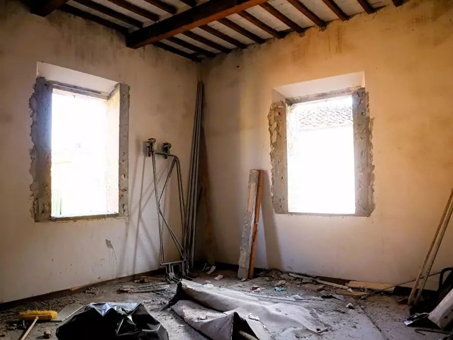 Immagine 3 di Appartamento in vendita  a Capraia E Limite