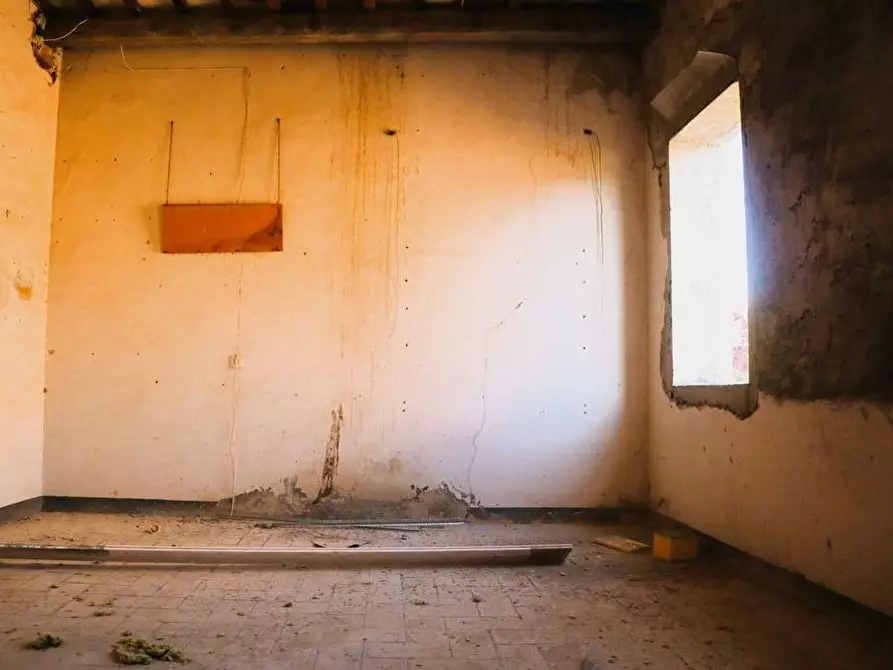 Immagine 6 di Appartamento in vendita  a Capraia E Limite