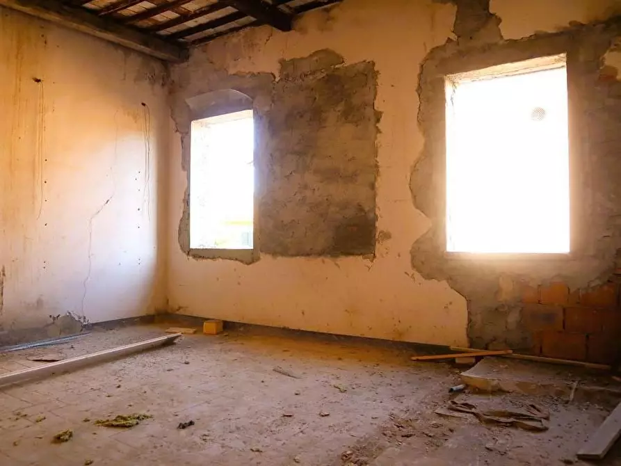 Immagine 8 di Appartamento in vendita  a Capraia E Limite