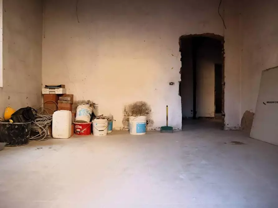 Immagine 11 di Appartamento in vendita  a Capraia E Limite