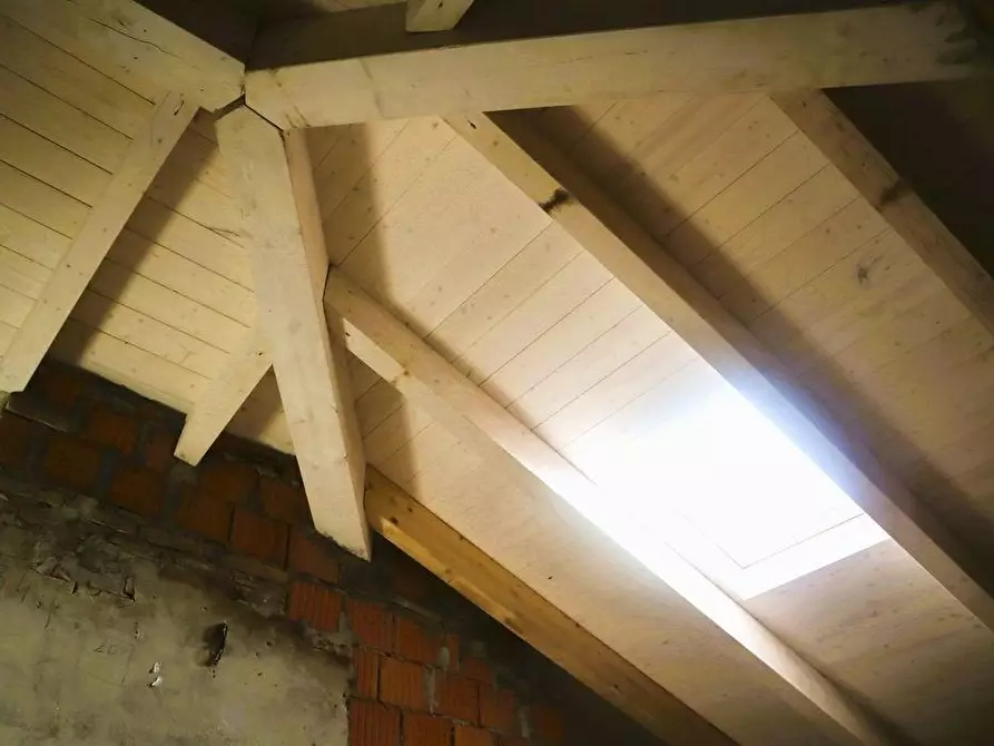 Immagine 5 di Appartamento in vendita  a Capraia E Limite