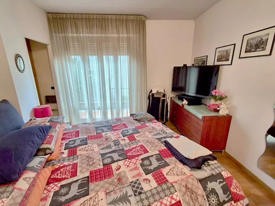 Immagine 16 di Villa in vendita  a Pisa