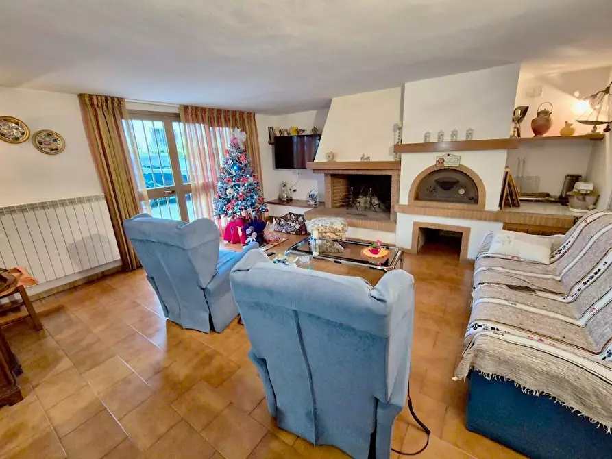 Immagine 43 di Villa in vendita  a Pisa