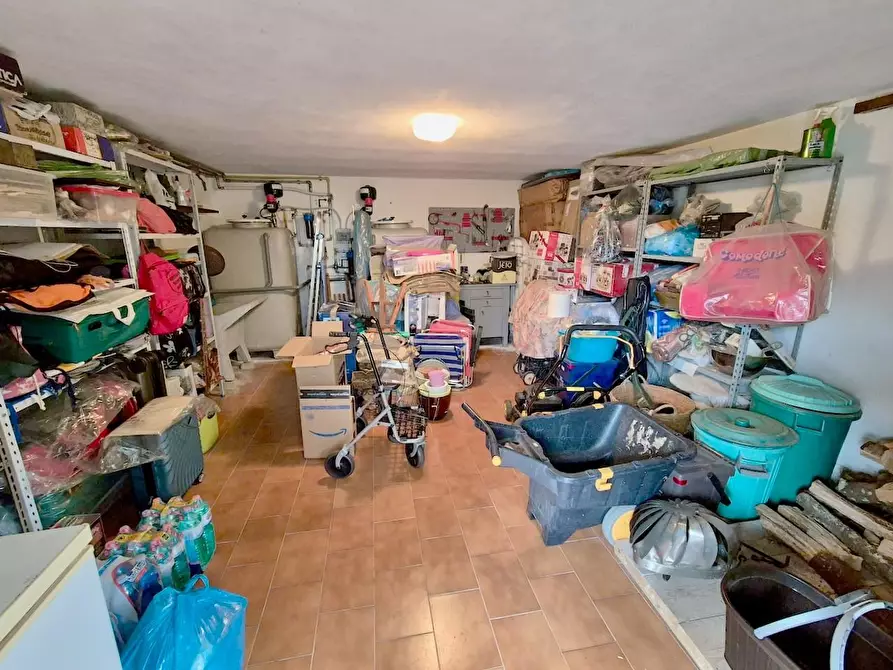 Immagine 54 di Villa in vendita  a Pisa