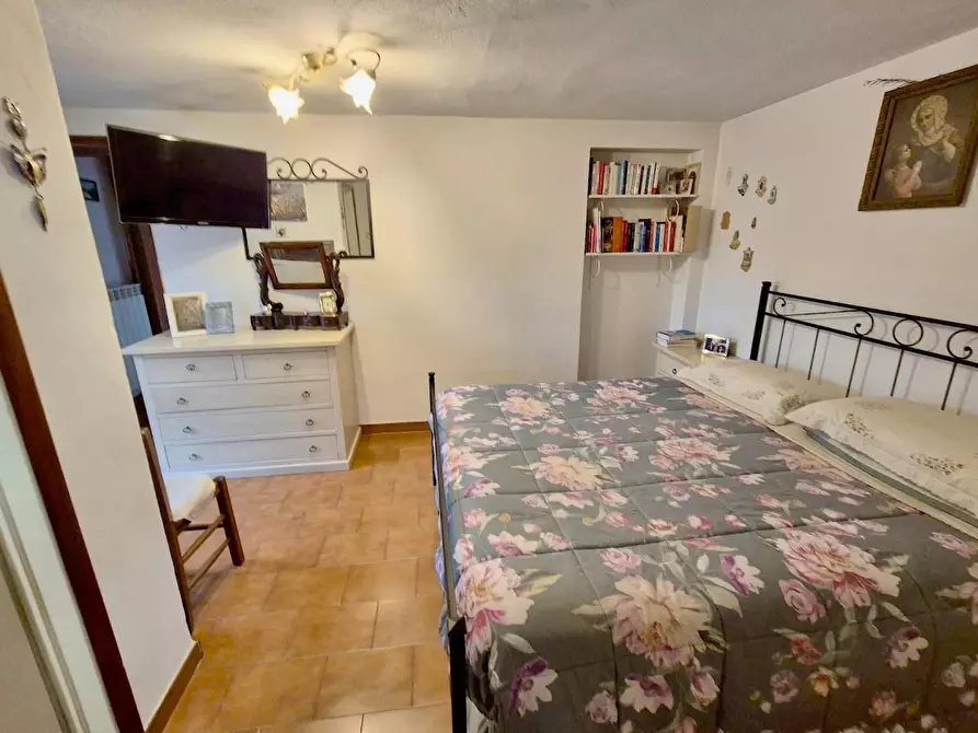 Immagine 50 di Villa in vendita  a Pisa