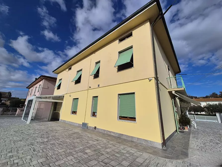 Immagine 18 di Casa bifamiliare in vendita  a Cerreto Guidi