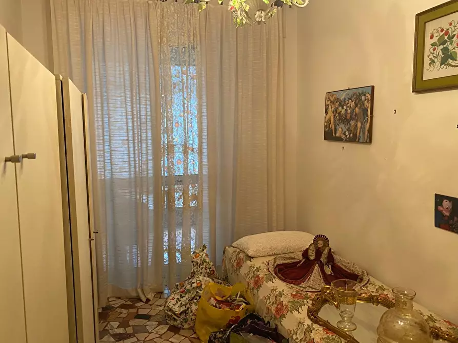 Immagine 4 di Appartamento in vendita  a Viareggio