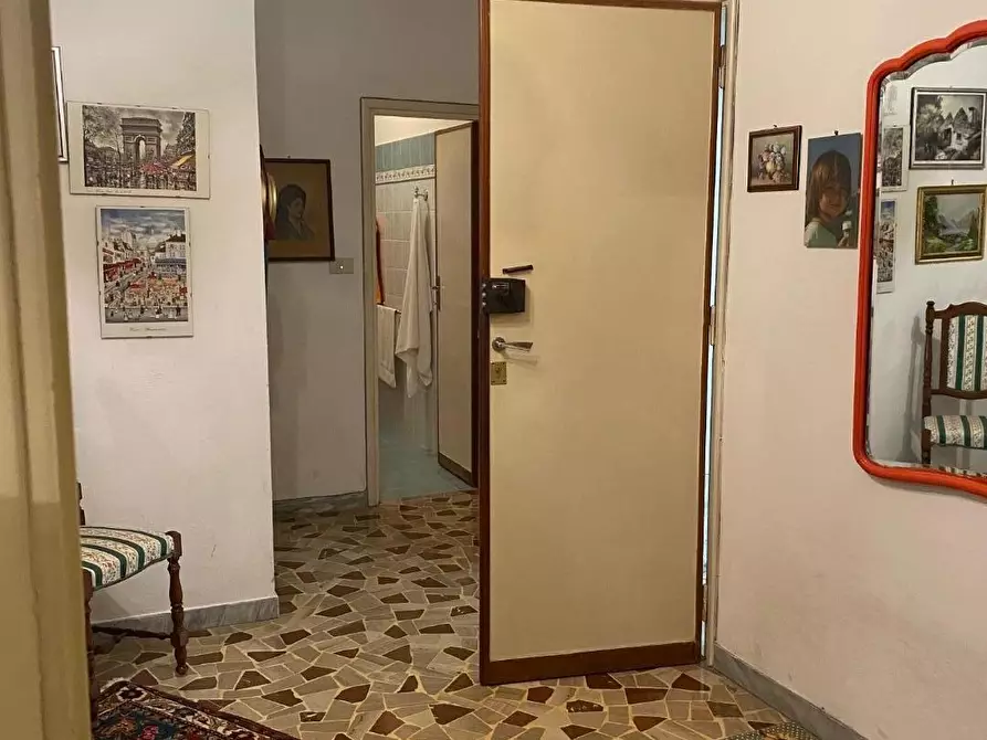 Immagine 9 di Appartamento in vendita  a Viareggio