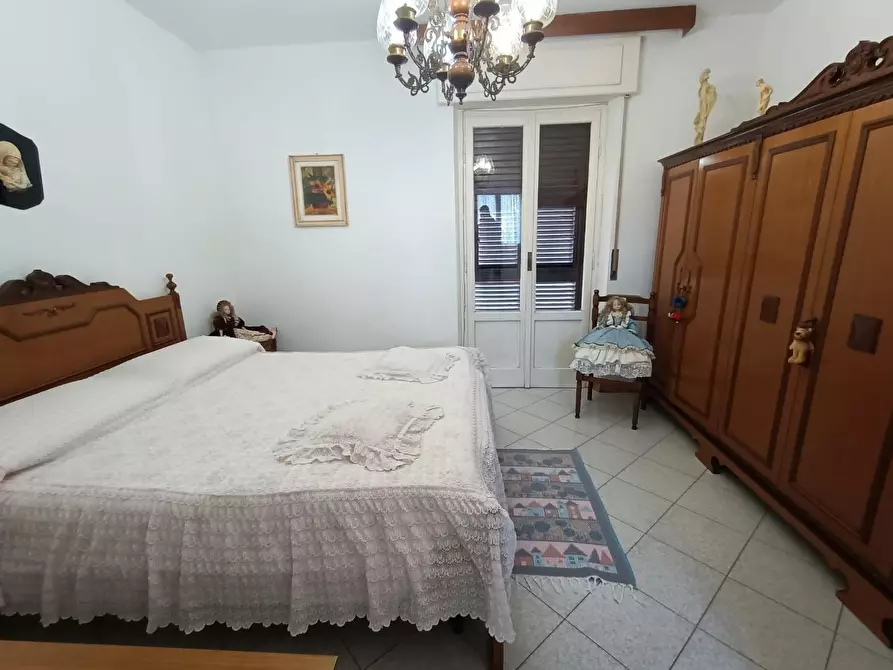 Immagine 9 di Terratetto in vendita  a Ameglia