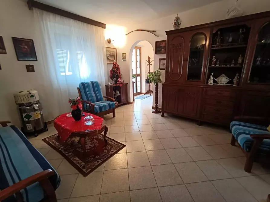 Immagine 5 di Terratetto in vendita  a Ameglia