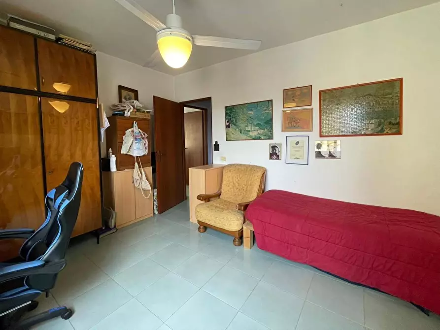 Immagine 24 di Appartamento in vendita  a Viareggio