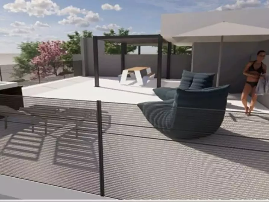 Immagine 3 di Casa quadrifamiliare in vendita  a Massa