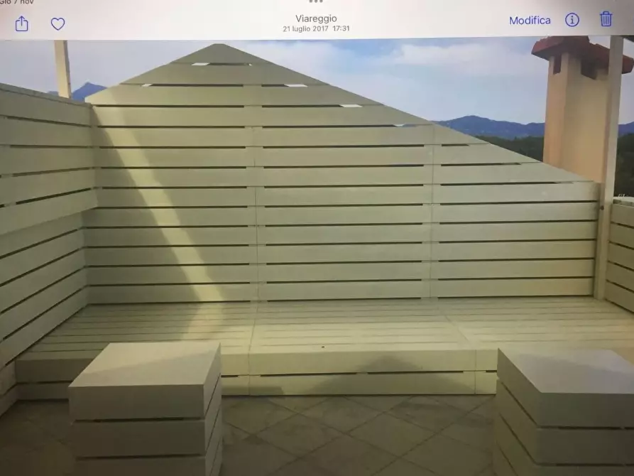 Immagine 9 di Mansarda in vendita  a Viareggio