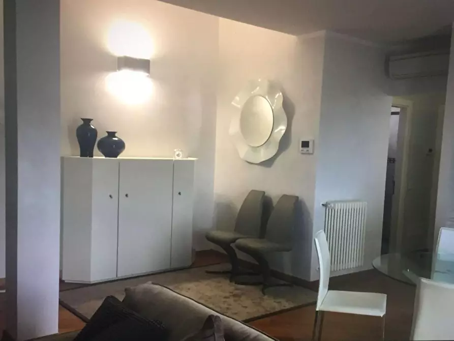 Immagine 13 di Mansarda in vendita  a Viareggio