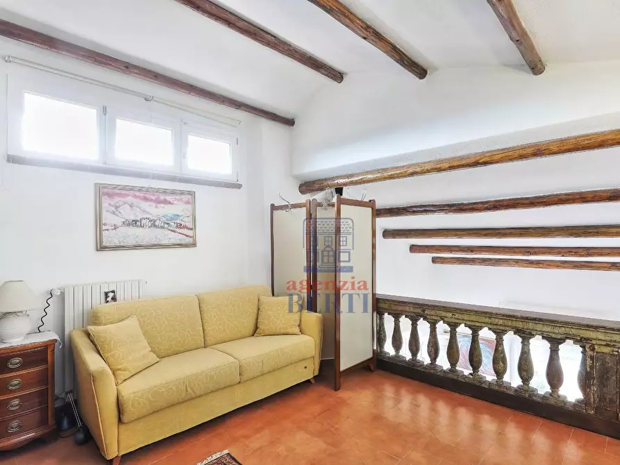 Immagine 28 di Villa in vendita  a Rosignano Marittimo