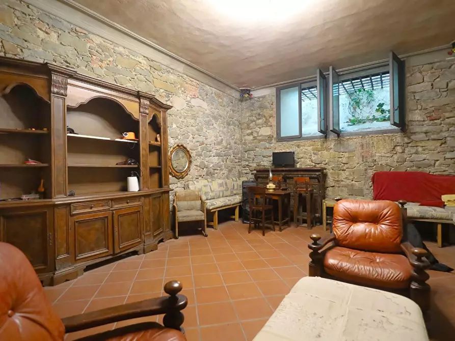 Immagine 34 di Villa in vendita  a Vinci