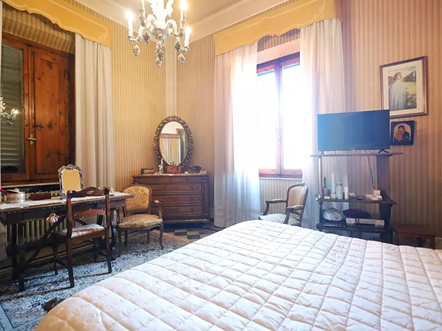 Immagine 27 di Villa in vendita  a Vinci