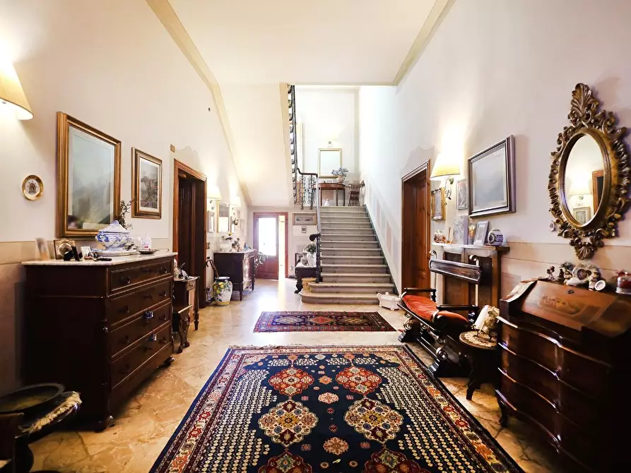 Immagine 4 di Villa in vendita  a Vinci