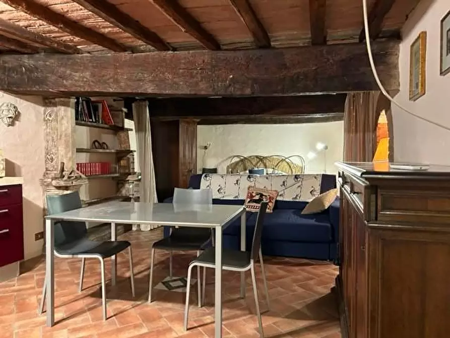 Immagine 1 di Loft/Open space in vendita  a Siena