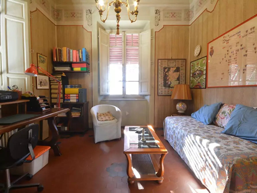 Immagine 16 di Villa in vendita  a Lucca