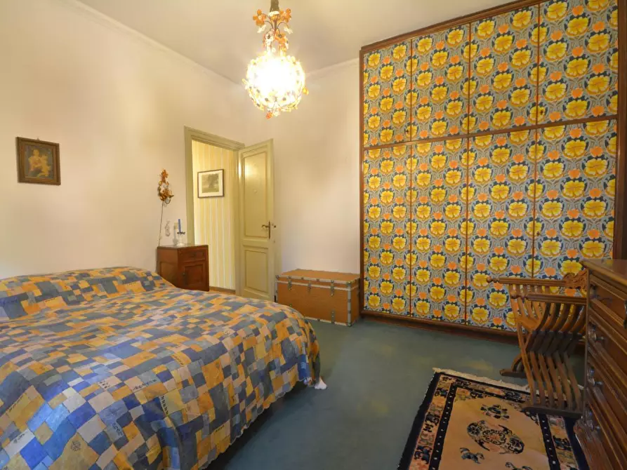 Immagine 21 di Villa in vendita  a Lucca