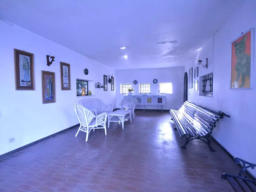 Immagine 25 di Villa in vendita  a Lucca