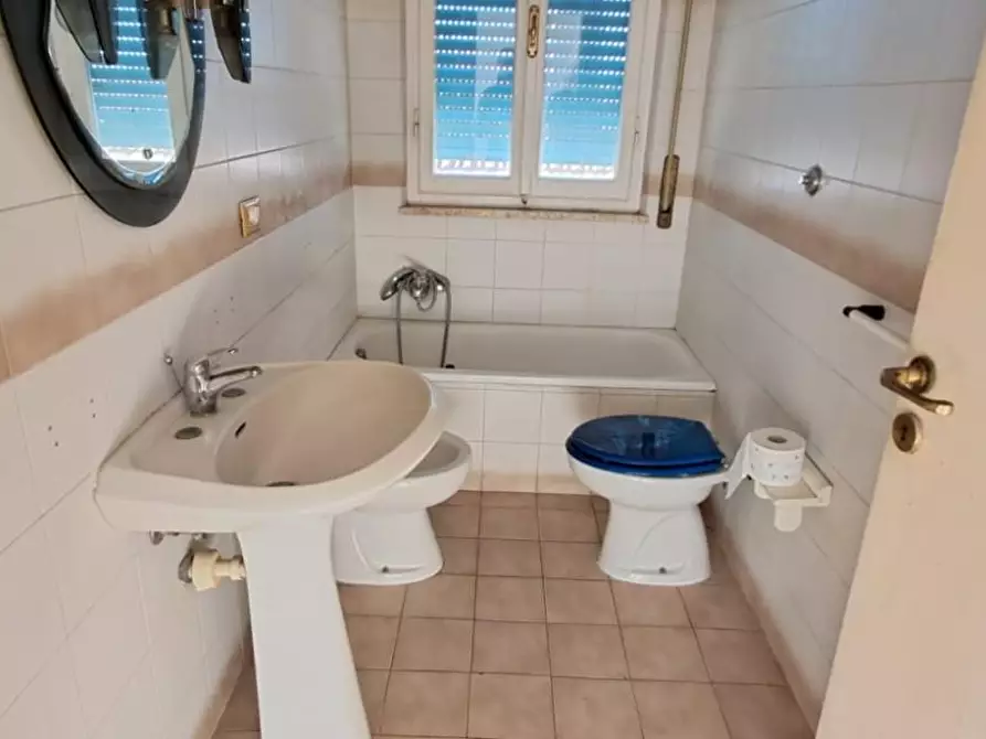 Immagine 7 di Appartamento in vendita  a Cecina