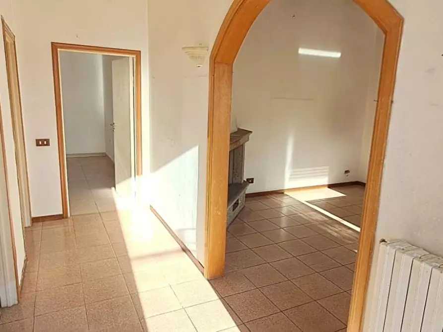 Immagine 5 di Appartamento in vendita  a Cecina