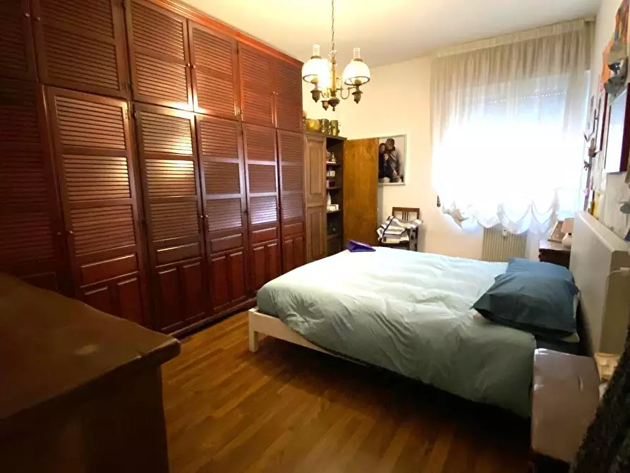 Immagine 13 di Appartamento in vendita  a Massa