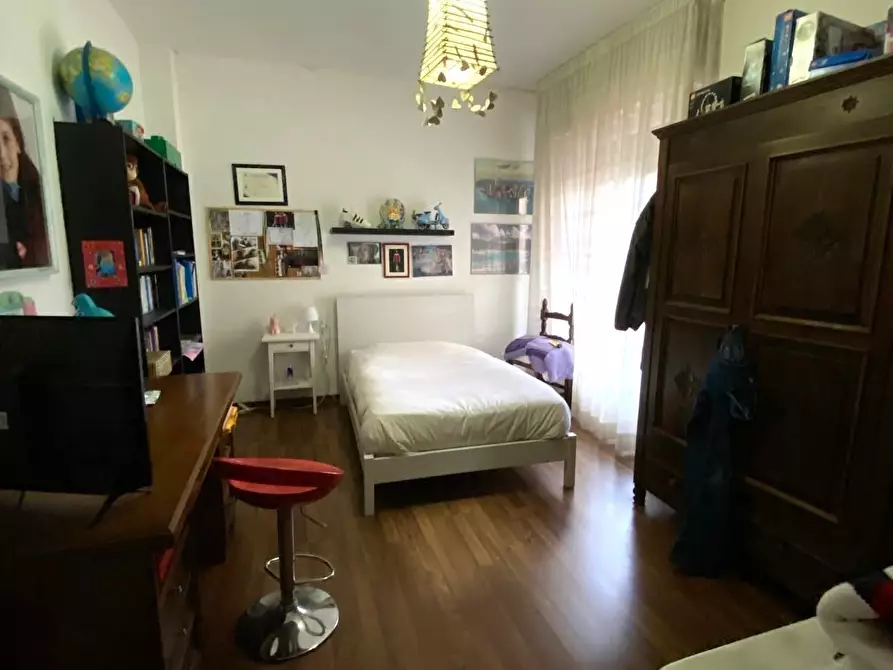 Immagine 14 di Appartamento in vendita  a Massa