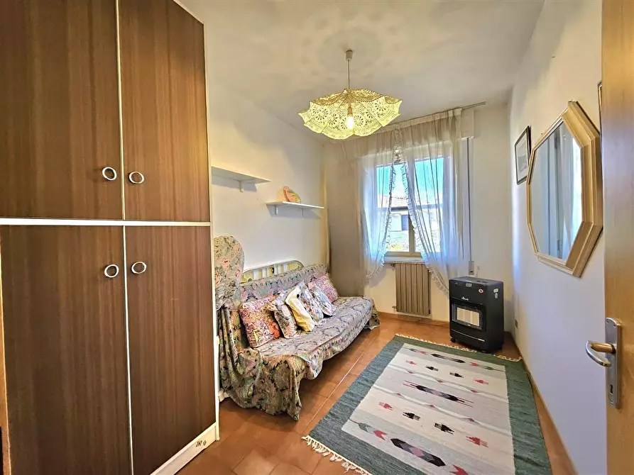 Immagine 28 di Appartamento in vendita  a Massa