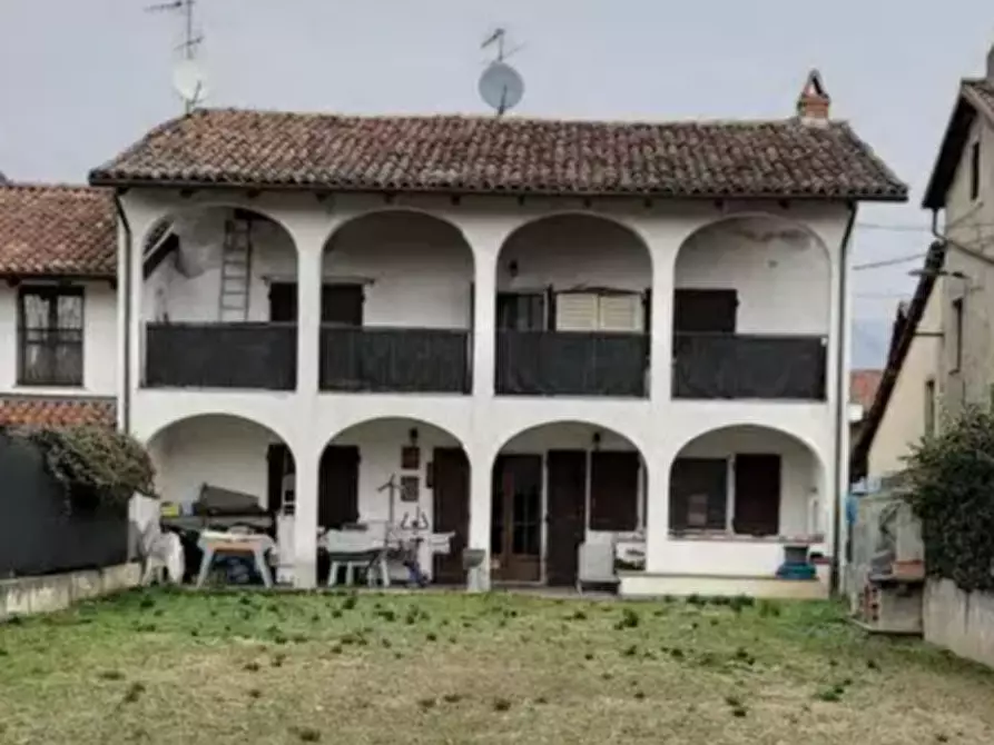 Immagine 1 di Casa indipendente in vendita  a Azeglio