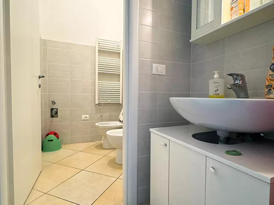 Immagine 16 di Appartamento in vendita  a Pisa